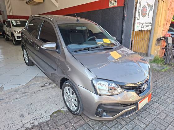TOYOTA ETIOS 1.5 X PLUS 16V FLEX 4P AUTOMÁTICO